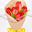 Струны любви - букет из 5 красных тюльпанов 3